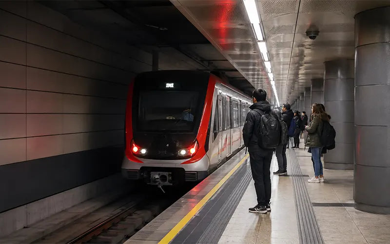 Air Filtration for Rail Transit Stations: Managing Dust, PM2.5, and Passenger Comfort